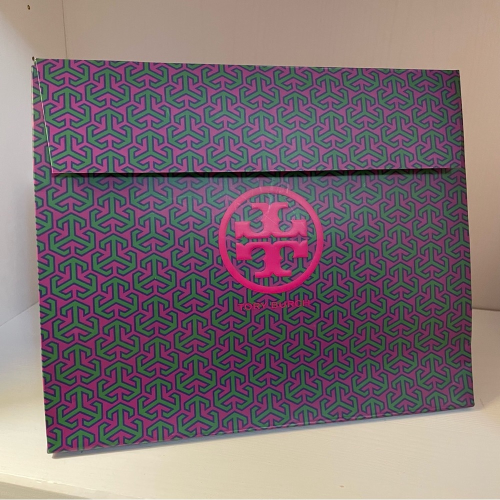 ⭐️FWP Tory Burch Gift Bag - see FWP offer below